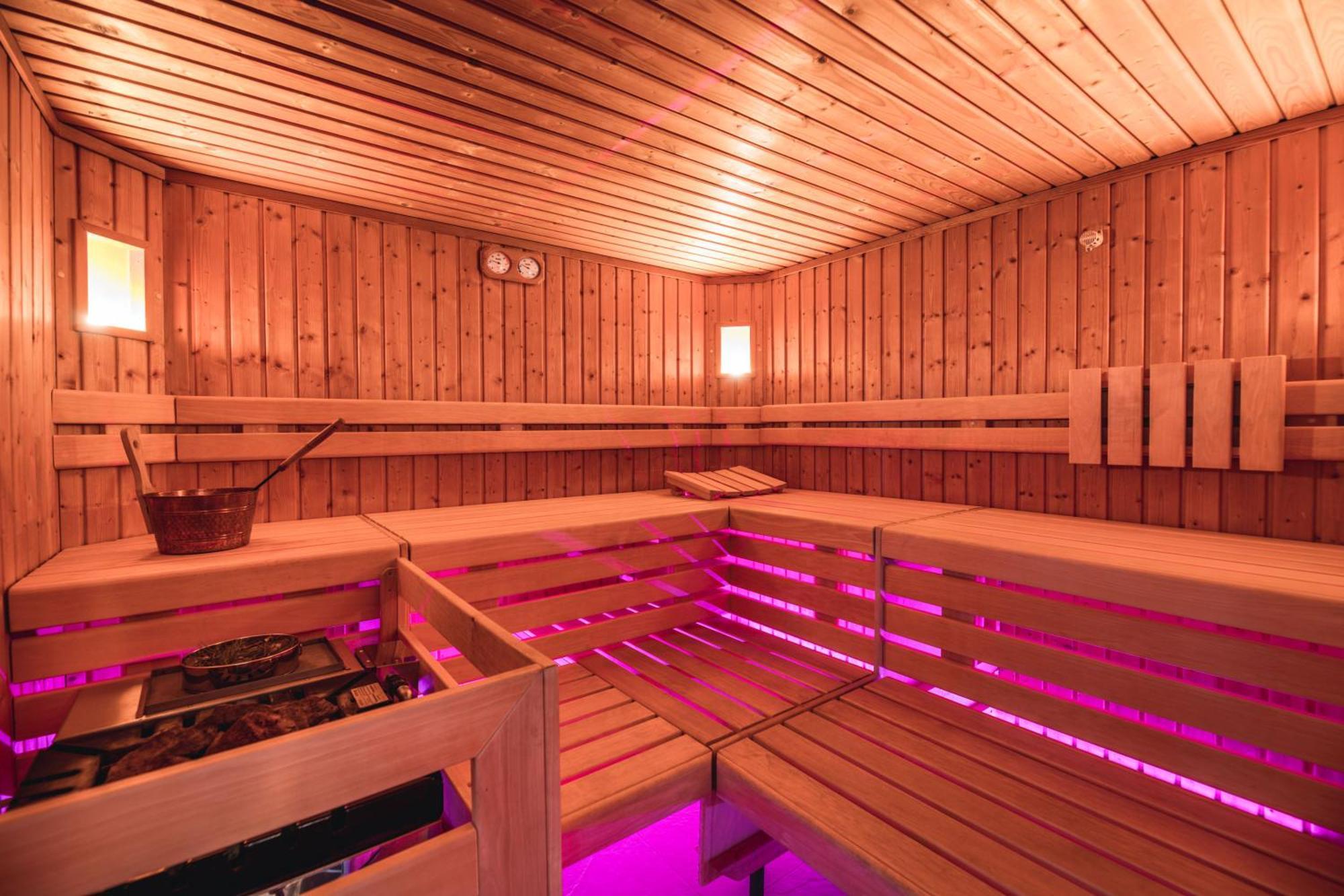 Hotel Daniel Apartments Selva di Val Gardena Zewnętrze zdjęcie